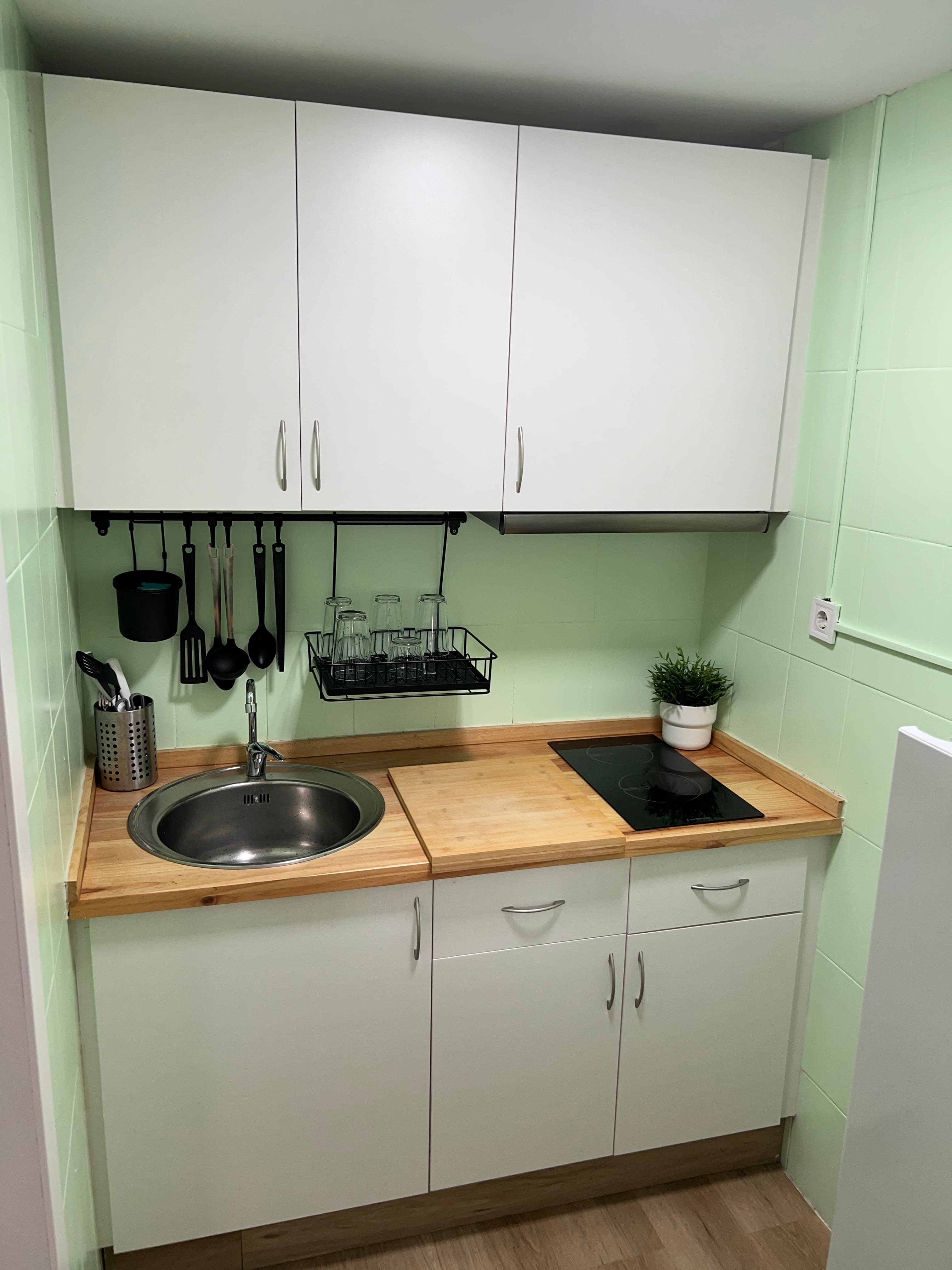 Apartamento de 2 dormitorios con vistas al mar y piscina junto a Playamar