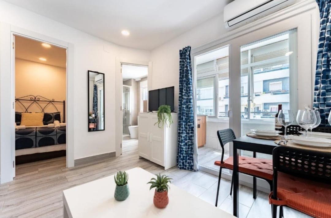 Apartamento reformado en el centro de Torremolinos con wifi y vistas